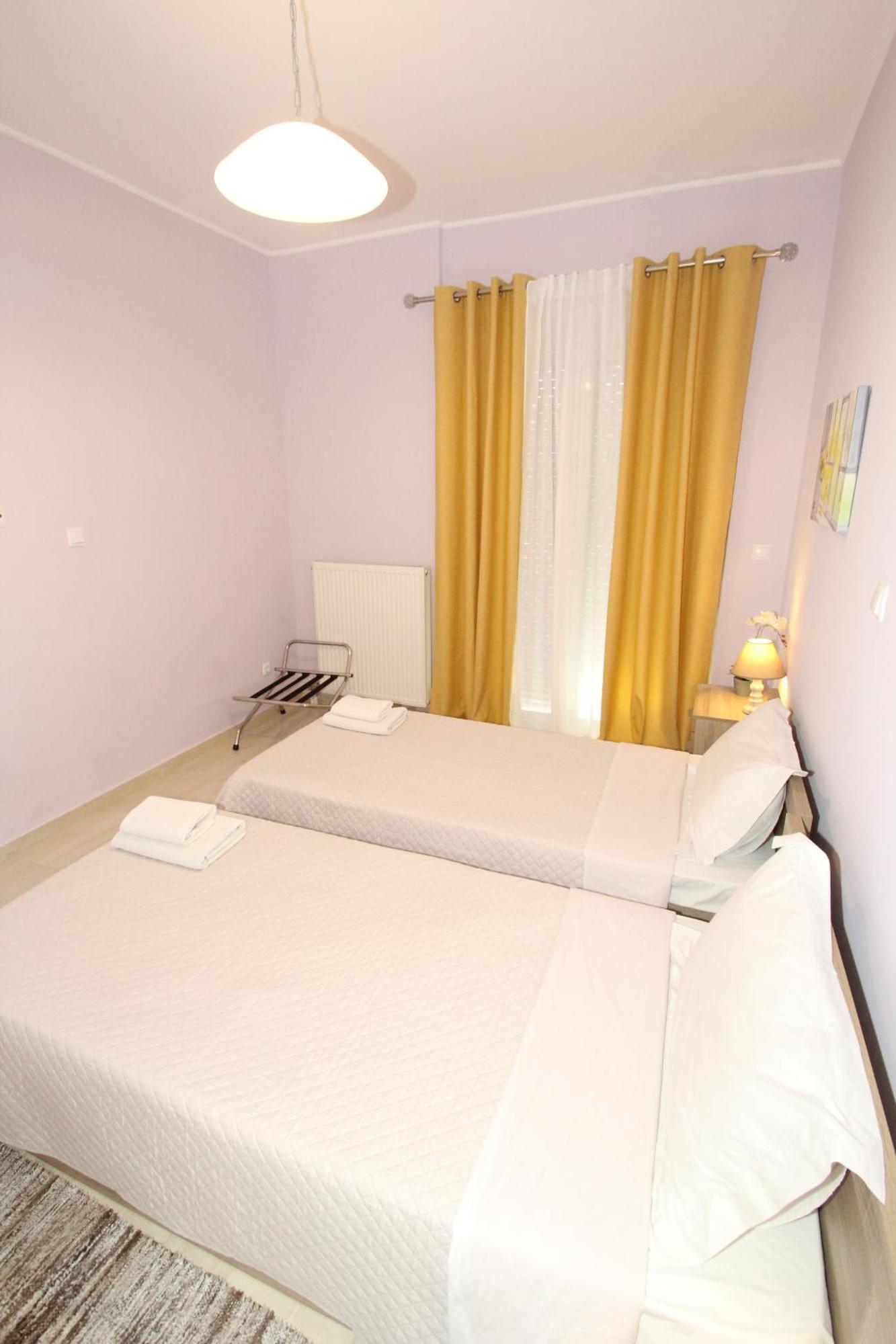 Filoxenia Apartment Artemida  Buitenkant foto
