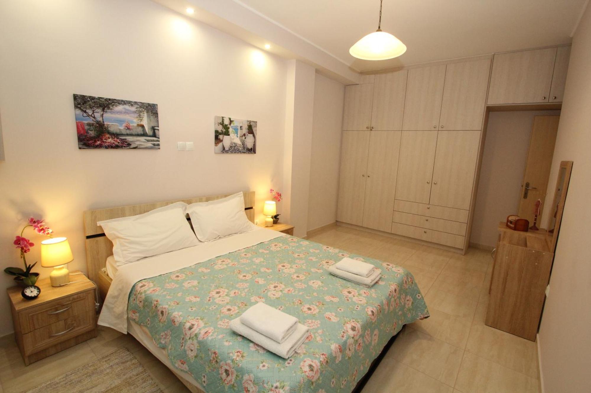Filoxenia Apartment Artemida  Buitenkant foto