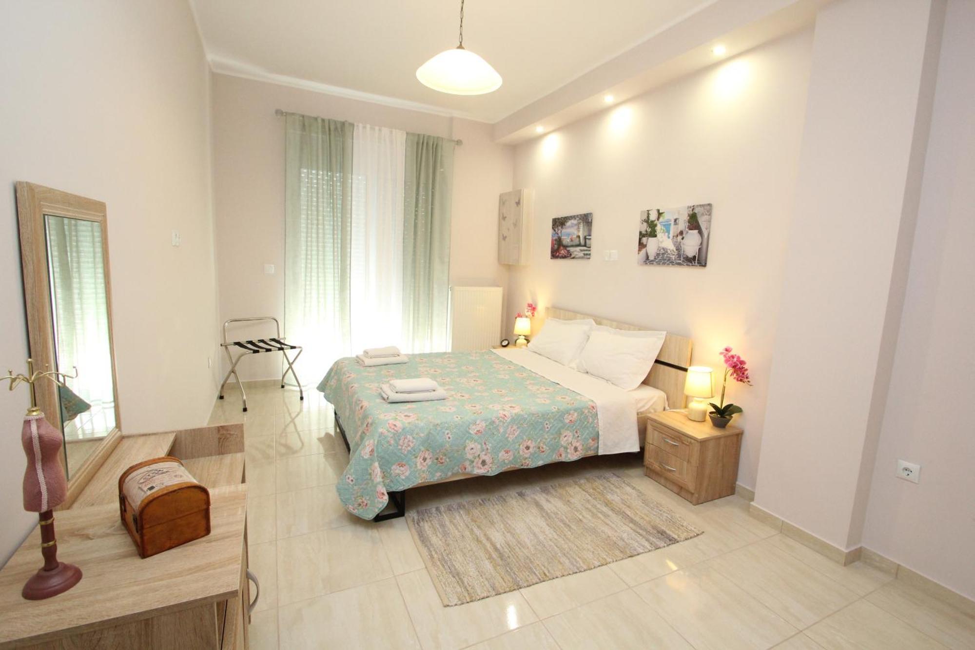 Filoxenia Apartment Artemida  Buitenkant foto